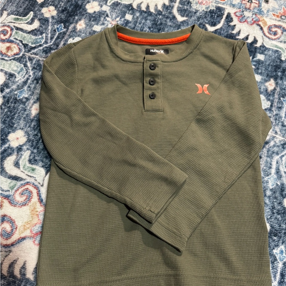 Hurley Green Long Sleeve Tee Classic Design